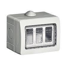Idrobox ip 55 3 posti ticino